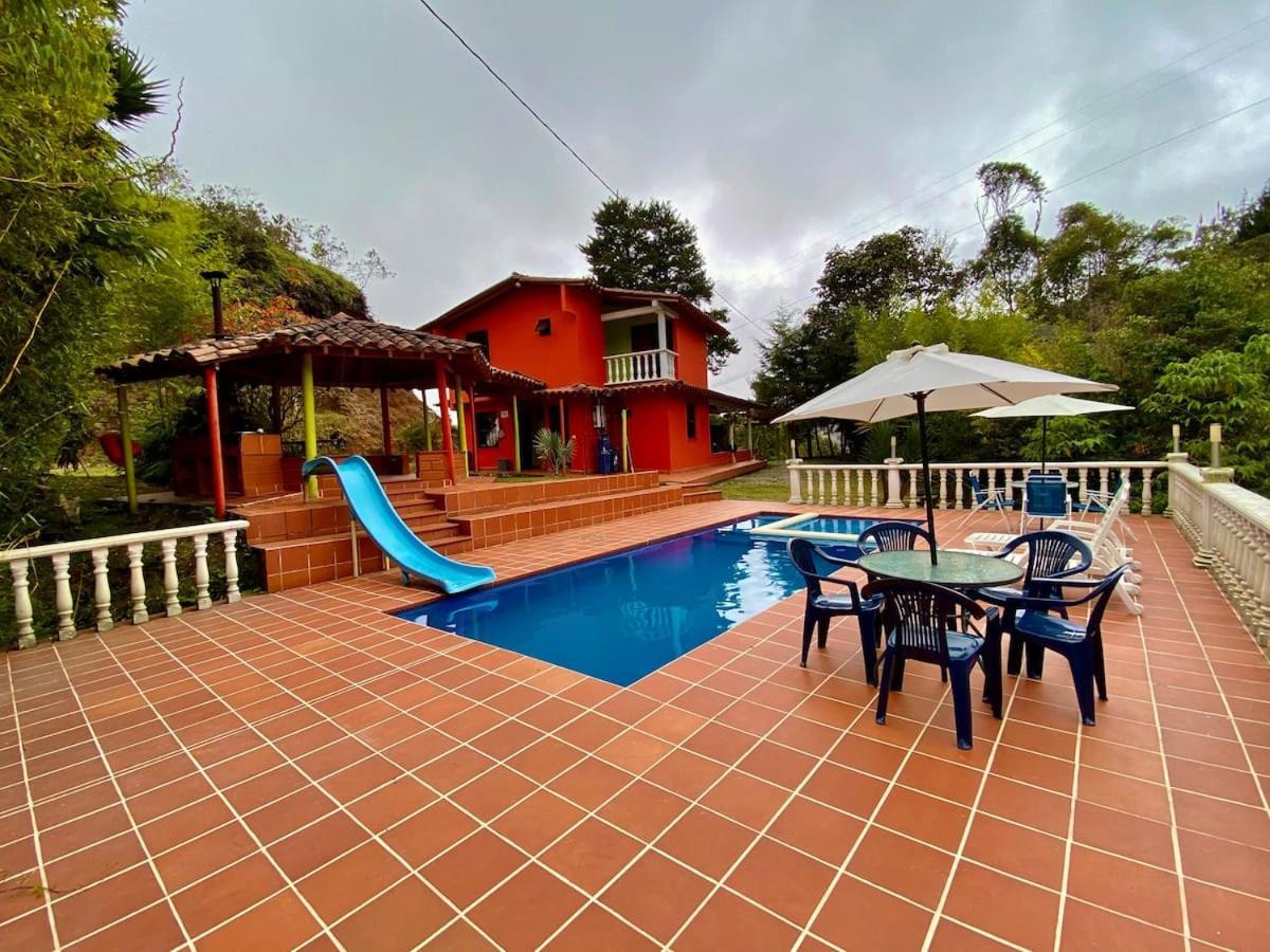 Finca Hotel La Bonita Гуатапе Экстерьер фото
