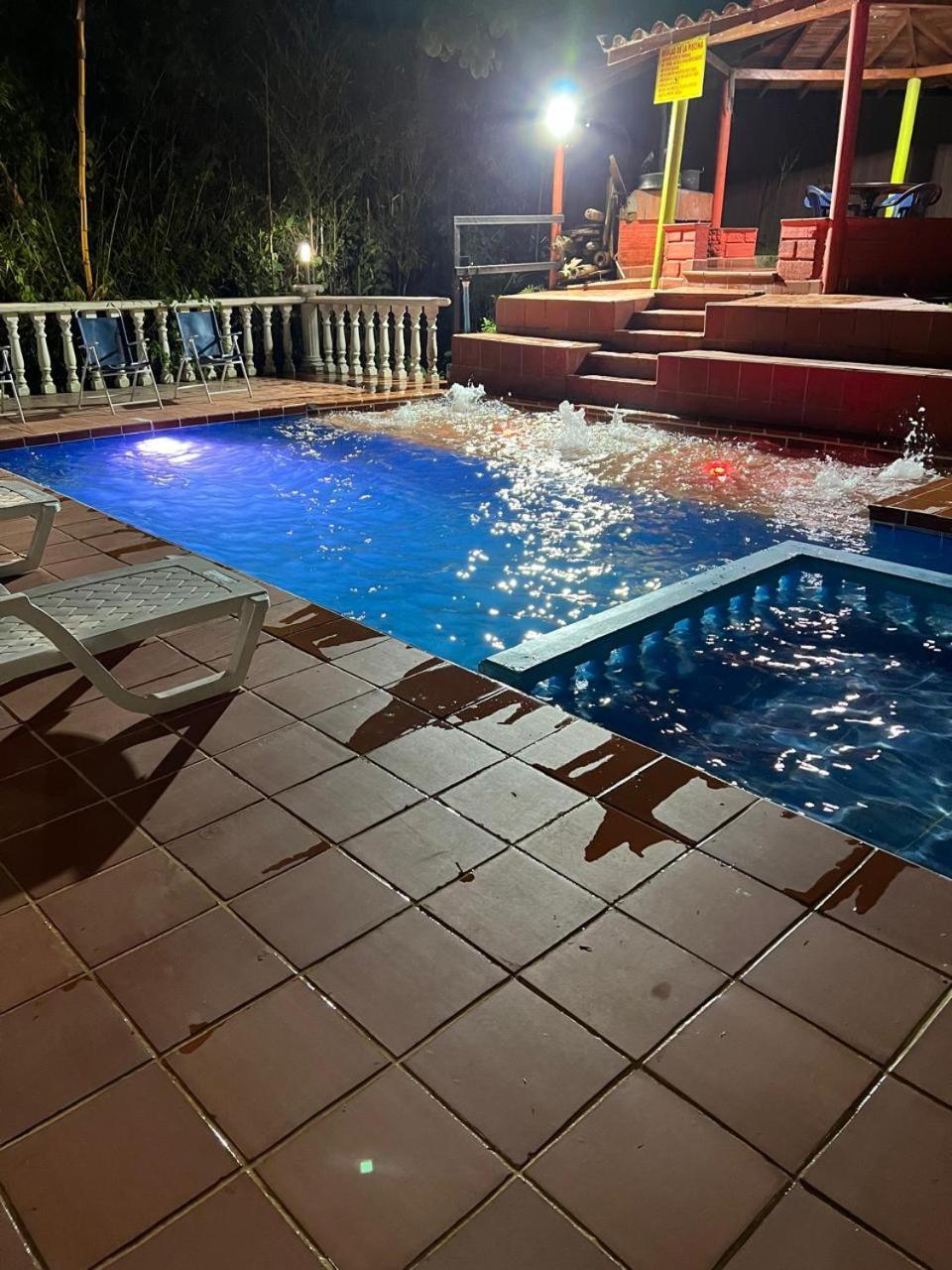 Finca Hotel La Bonita Гуатапе Экстерьер фото